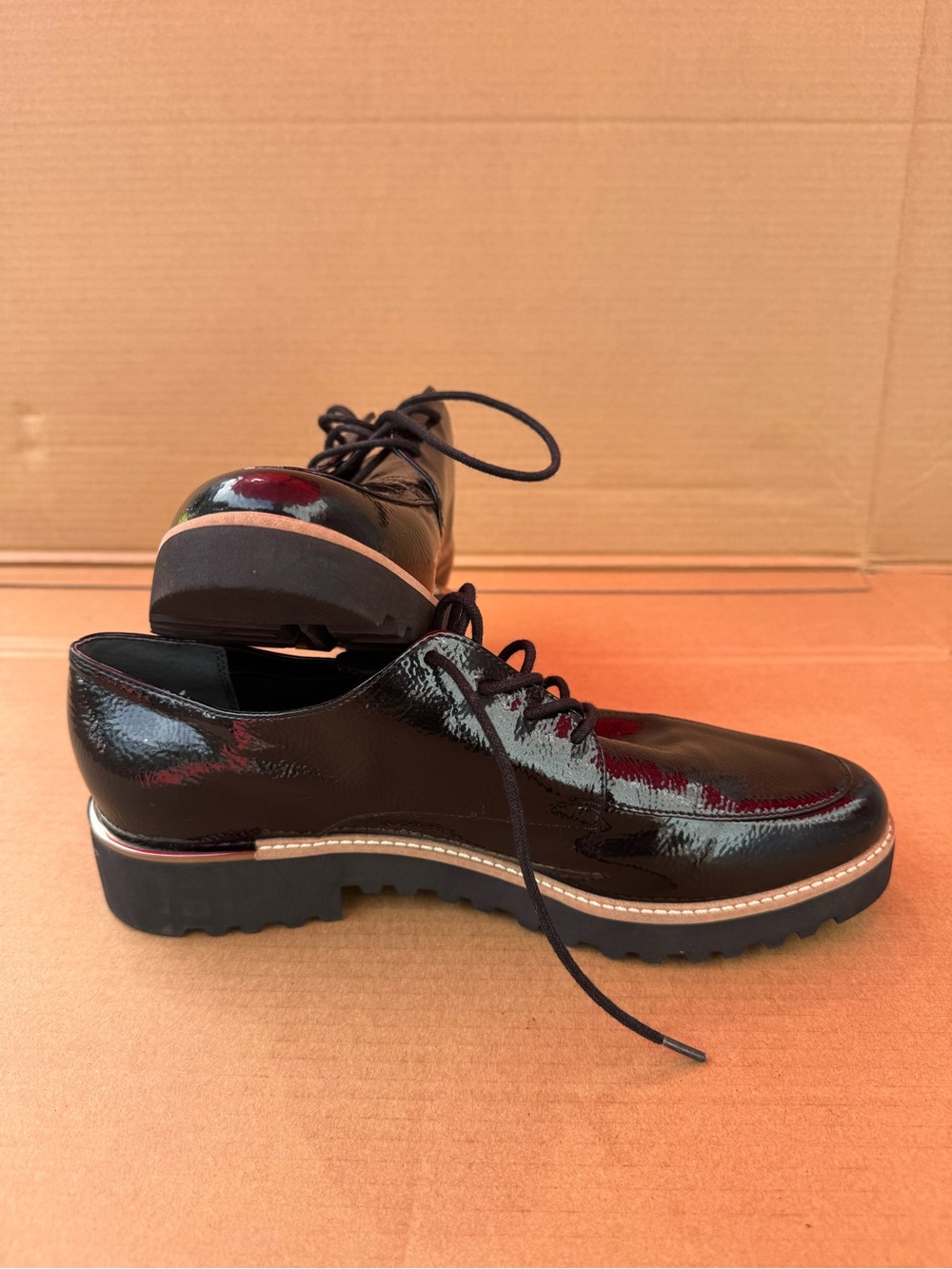 Franco Sarto Men's Black Patent Lace-Up Derbies with Brown Trim